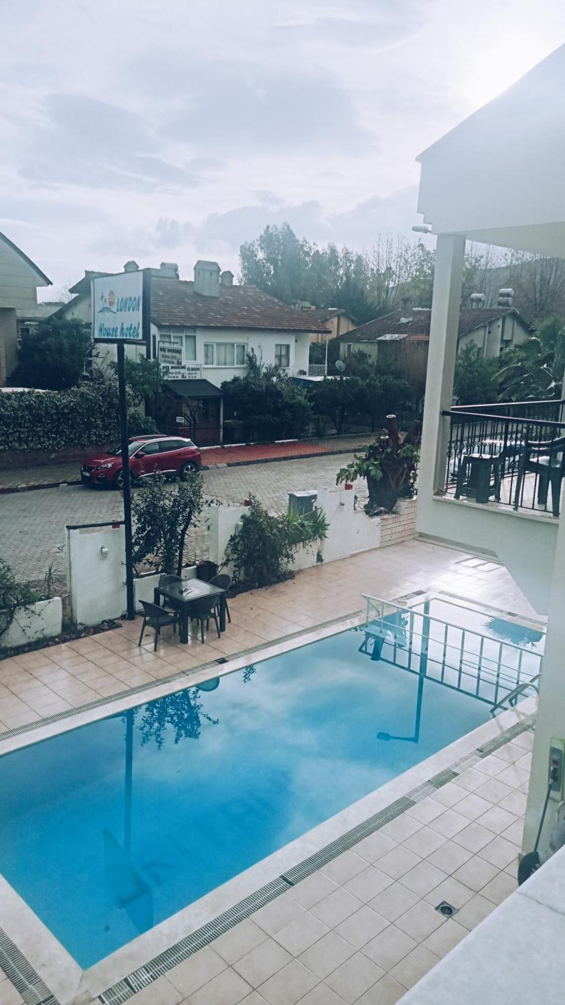 קמר London House Hotel מראה חיצוני תמונה