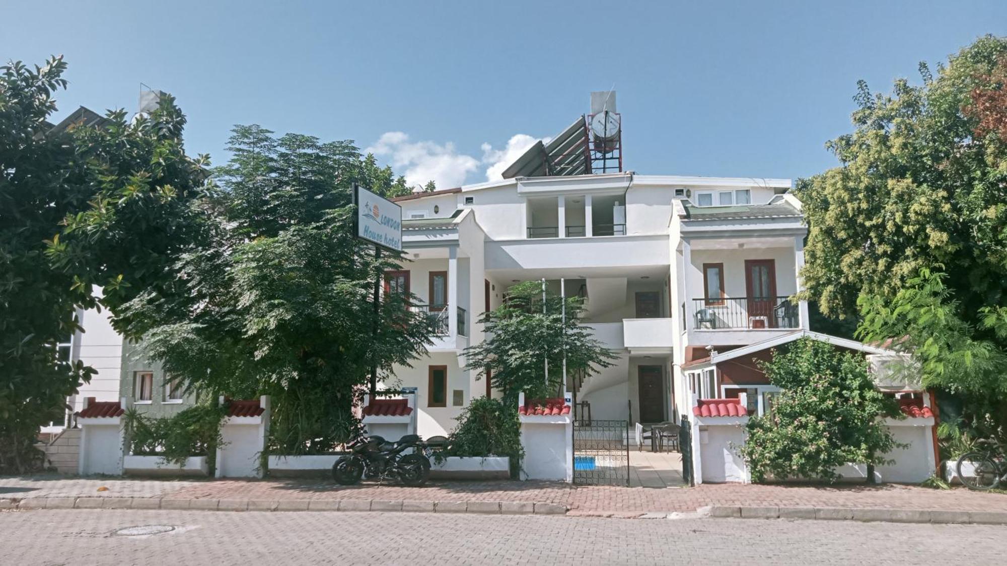 קמר London House Hotel מראה חיצוני תמונה